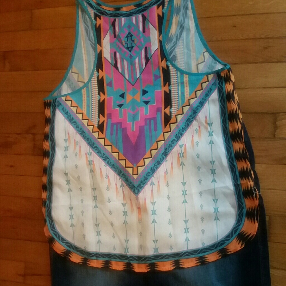 Fane,qube Cuttie  blouse